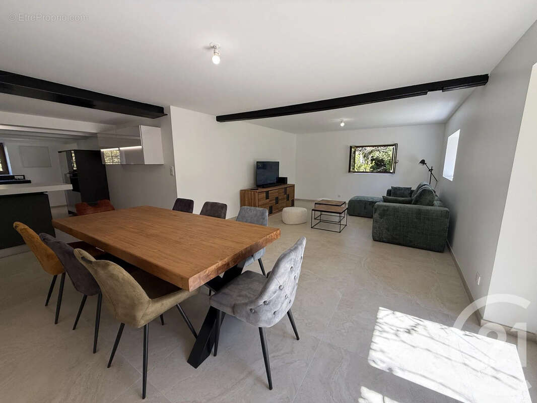 Maison 158 m² à Dommartin-Aux-Bois  - photo 2