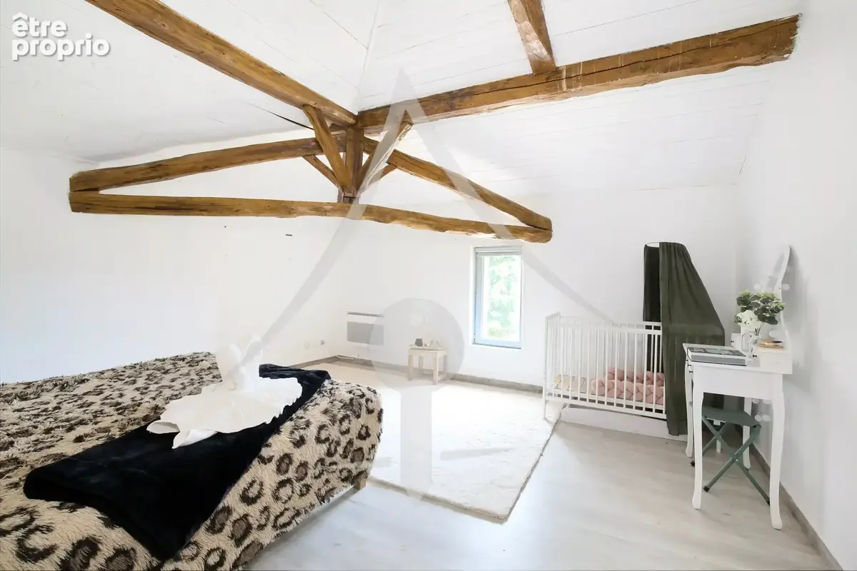 Superbe domaine avec dépendances et piscine - photo 14