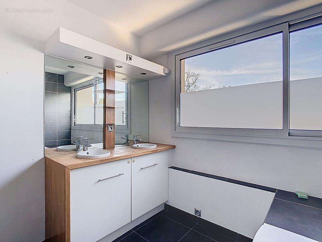 Appartement à MALZEVILLE