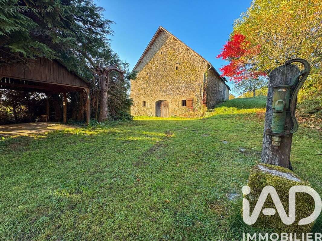 Photo 6 - Maison à LIGINIAC