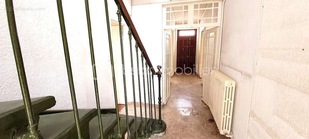  Maison de charme 180 m² + dépendance + jardin - photo 13