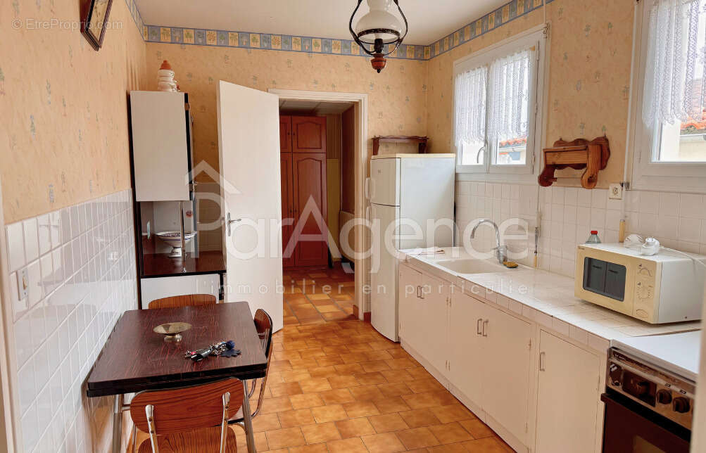 Maison à VAUX-SUR-MER