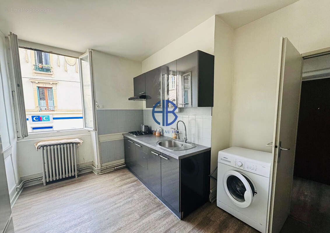 Appartement à LA TOUR-DU-PIN