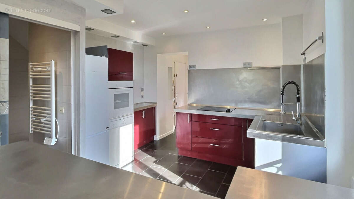 Appartement à CORBEIL-ESSONNES