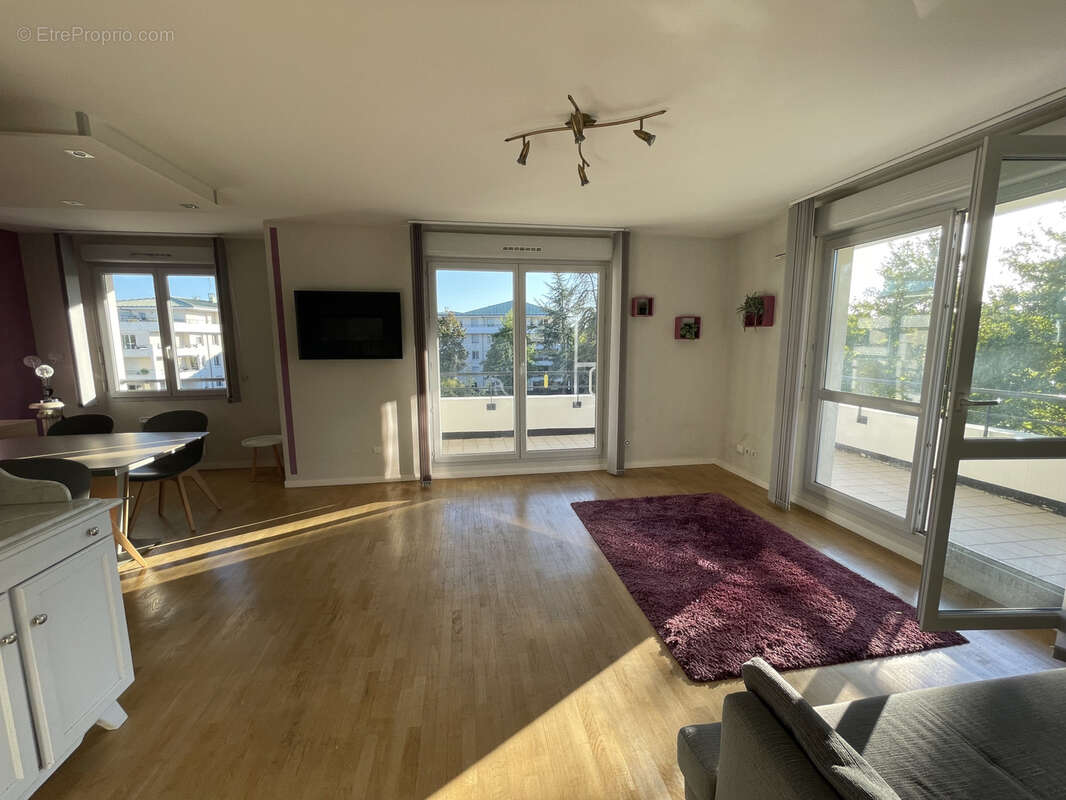 Appartement à SAINT-OUEN-L'AUMONE