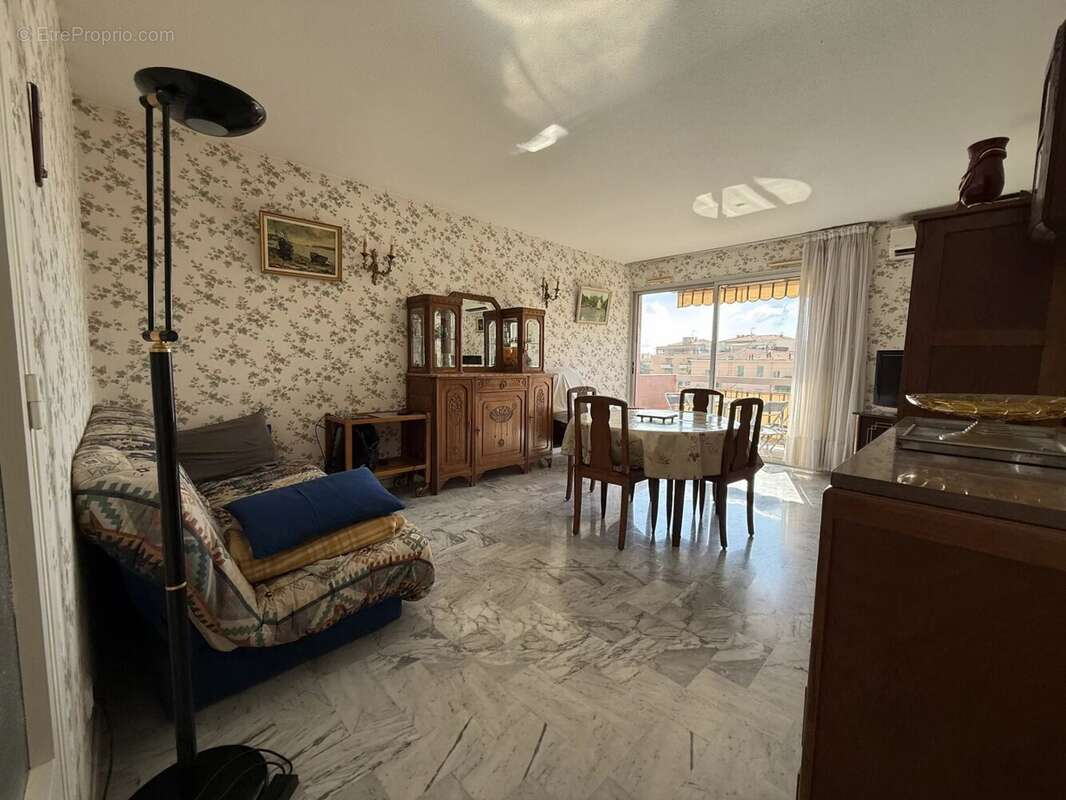 Appartement à MENTON