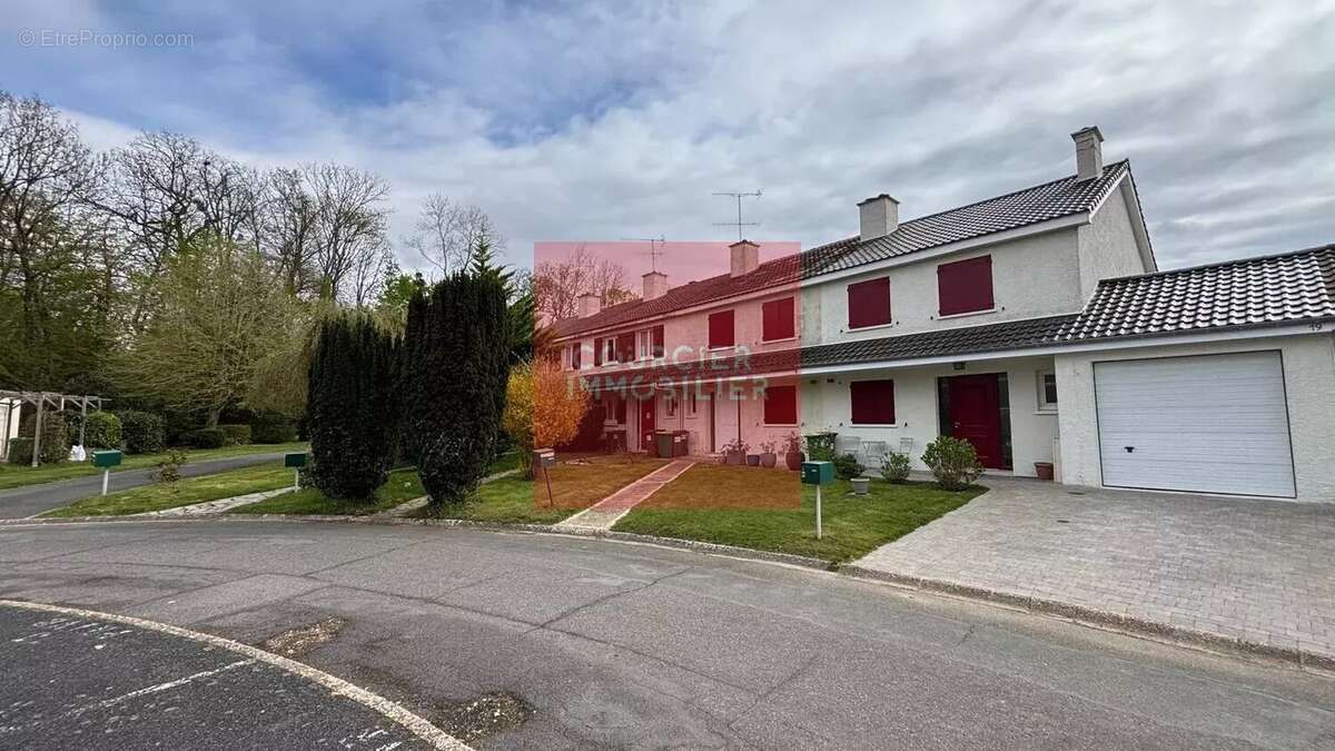 Maison à LE MESNIL-SAINT-DENIS