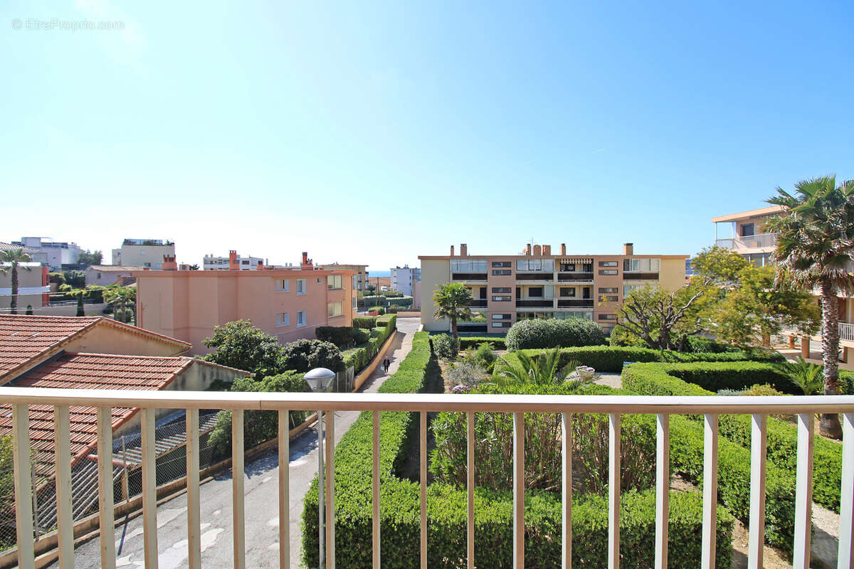 Appartement à SIX-FOURS-LES-PLAGES