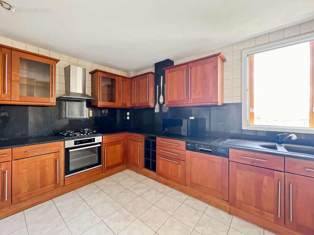 Appartement à MANTES-LA-JOLIE