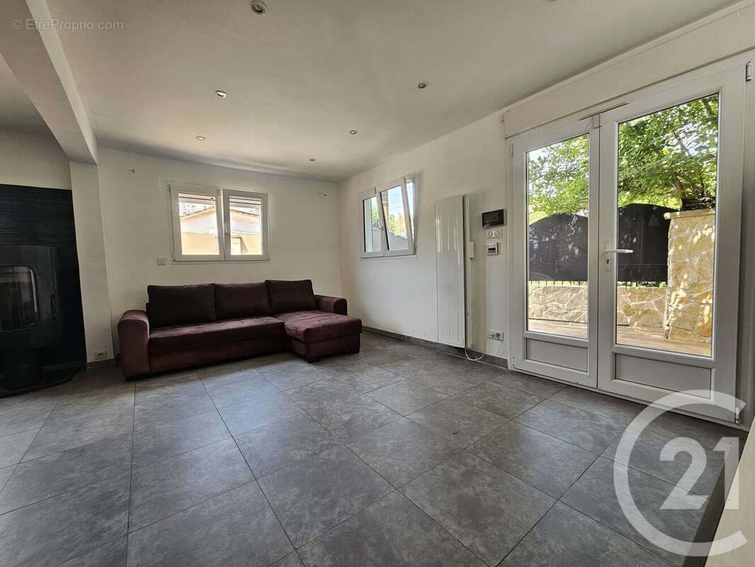 Maison 94 m² à Villeneuve-Loubet  - photo 17