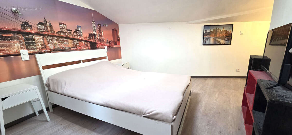 Appartement à COTIGNAC