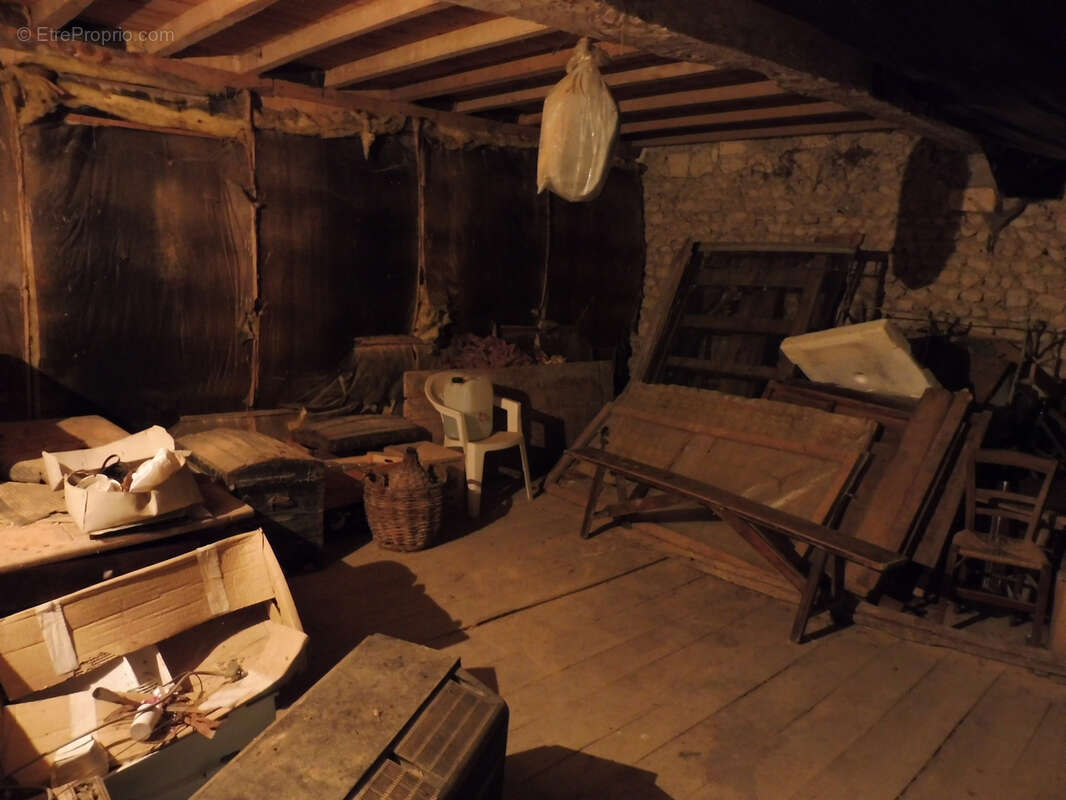 Maison à BOUTEILLES-SAINT-SEBASTIEN