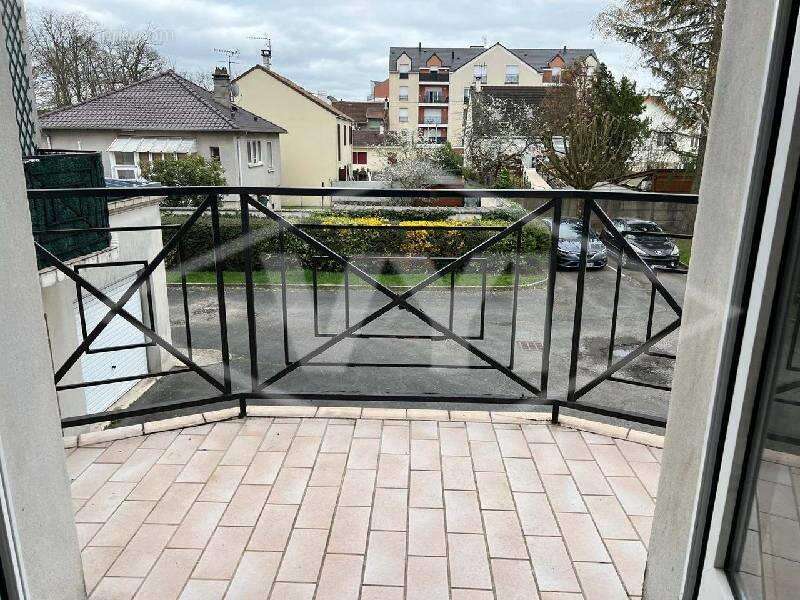 Appartement à QUINCY-SOUS-SENART