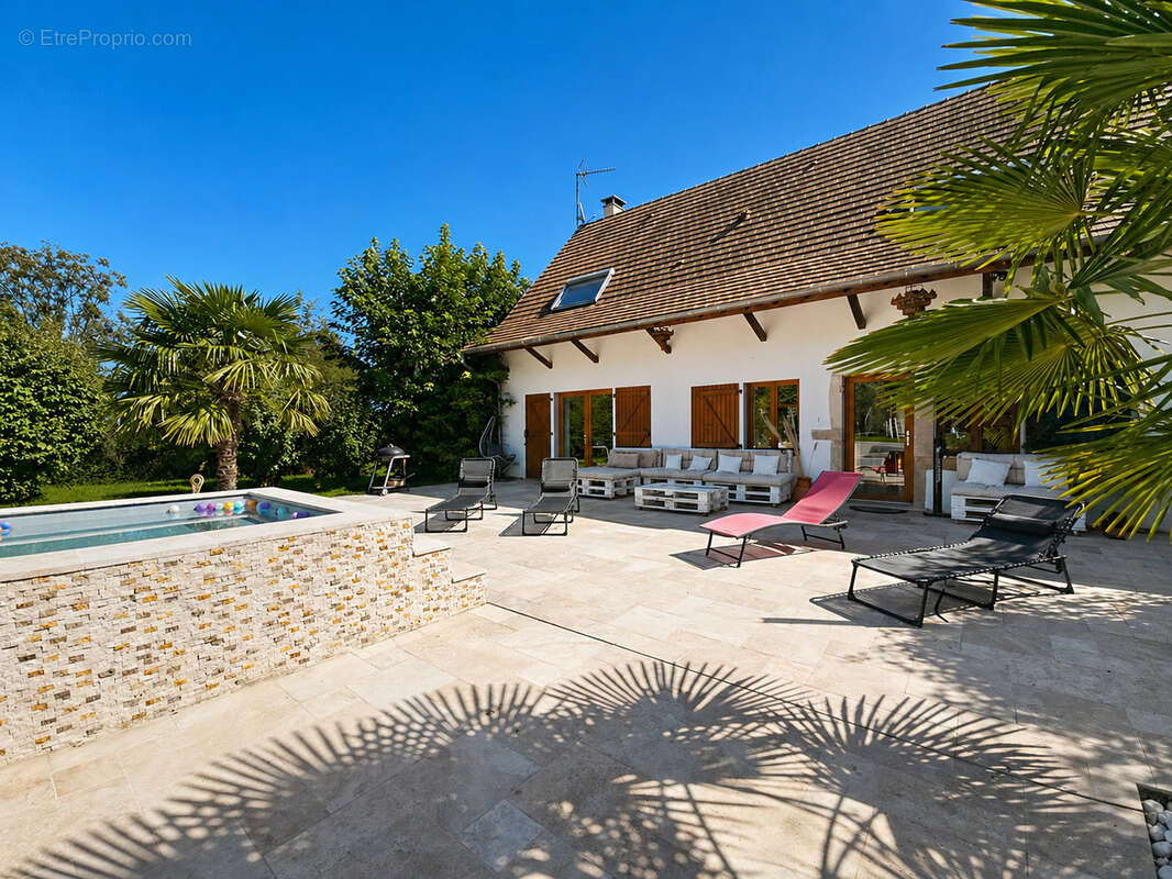 Maison à TOURNUS
