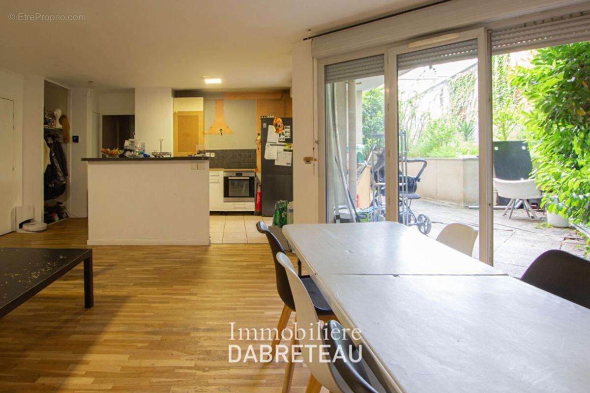 Appartement à VILLEURBANNE