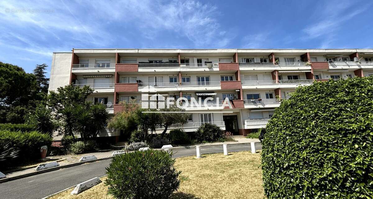 Appartement à LUNEL