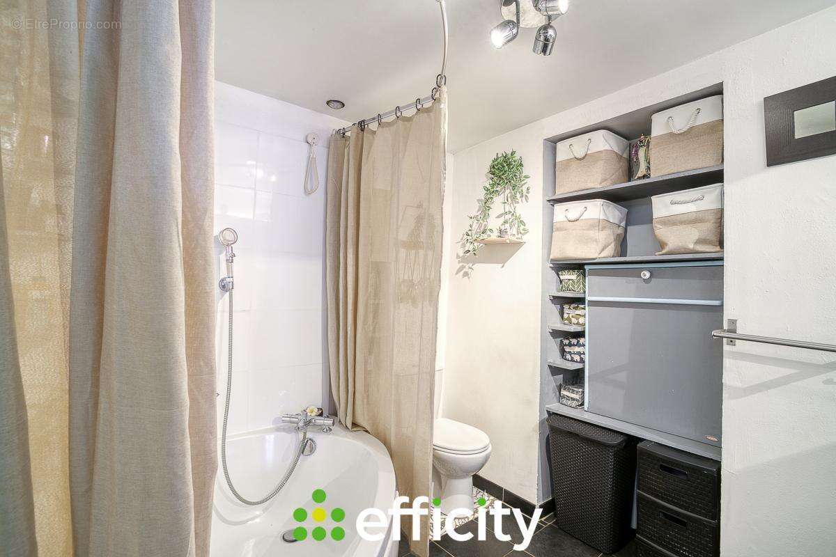 Appartement rénové - photo 10