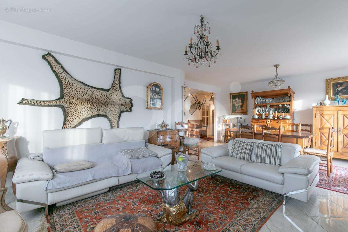 Appartement à NOGENT-SUR-MARNE