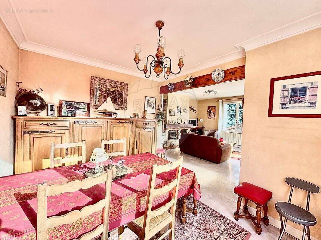 Maison à VILLEFRANCHE-SUR-SAONE