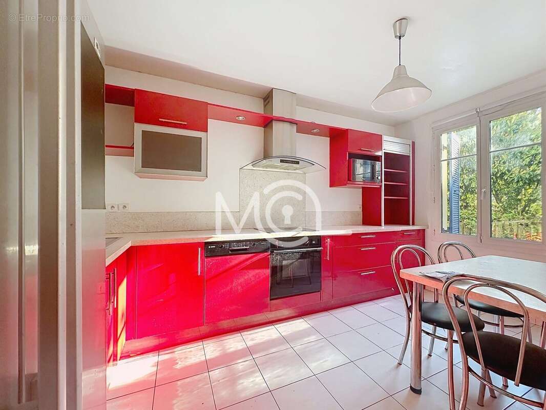 Maison à VILLECRESNES