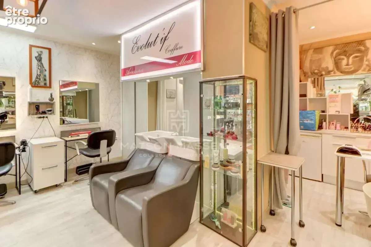 Salon de coiffure - vence - photo 4