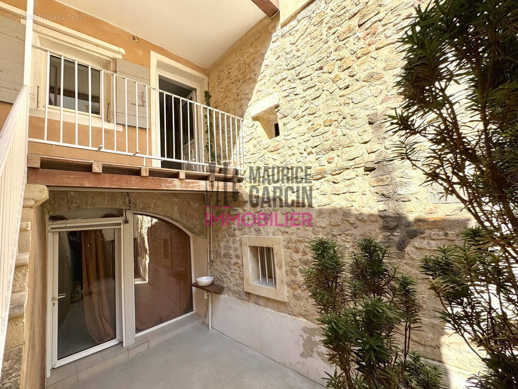Photo Maison à Orange au prix de 237 000€