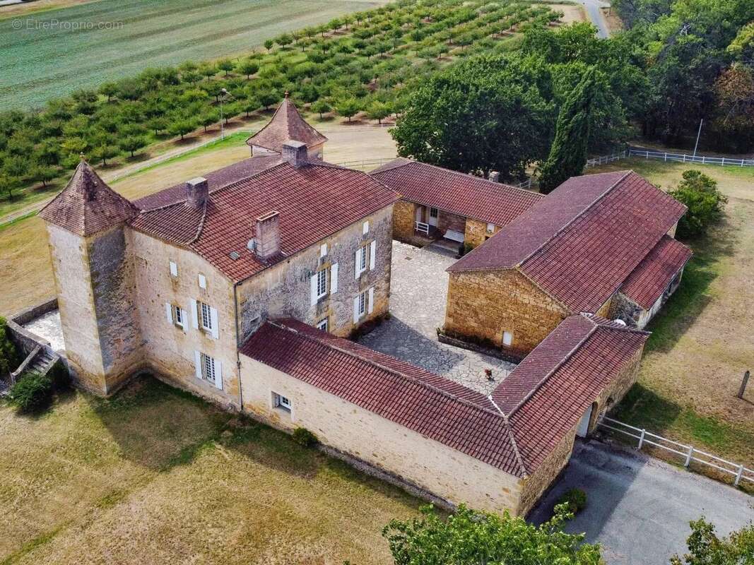 Maison à MONFLANQUIN