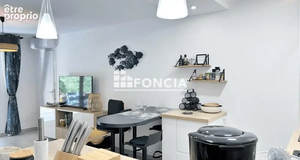  bormes-les-mimosas – la favière  coup de cœur assuré – t3 rénové avec jardin, terrasse, garage & cellier - photo 4