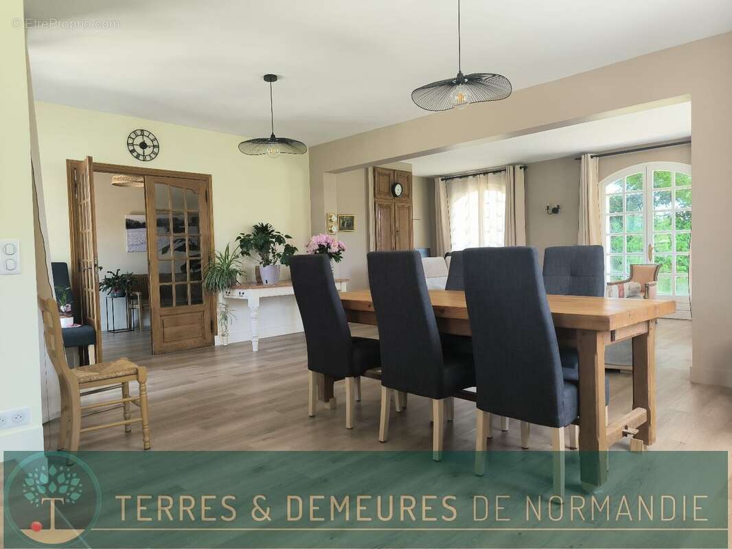 CORMEILLES (27260), Belle Propriété avec Dépendances sur 8 hectares. - photo 5