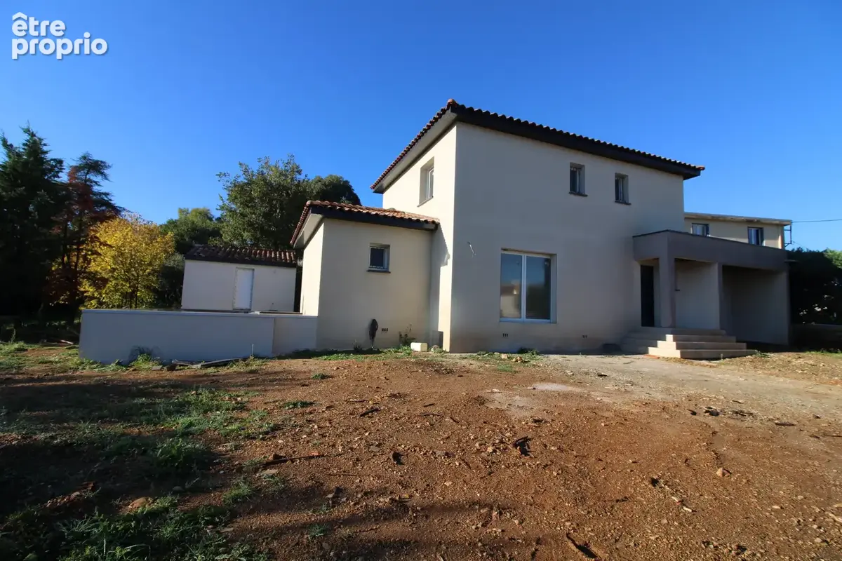 Villa 4 chambres + garage + bassin de baignades. - photo 2