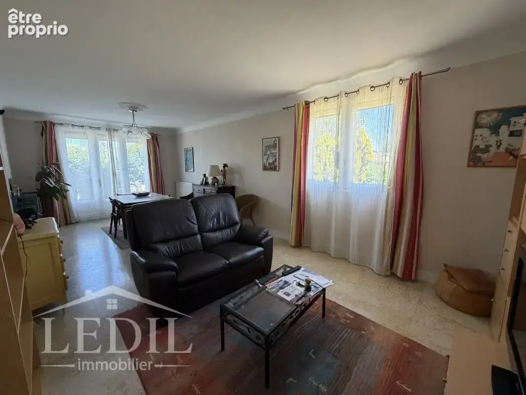 Maison de ville avec garage et jardin - photo 5