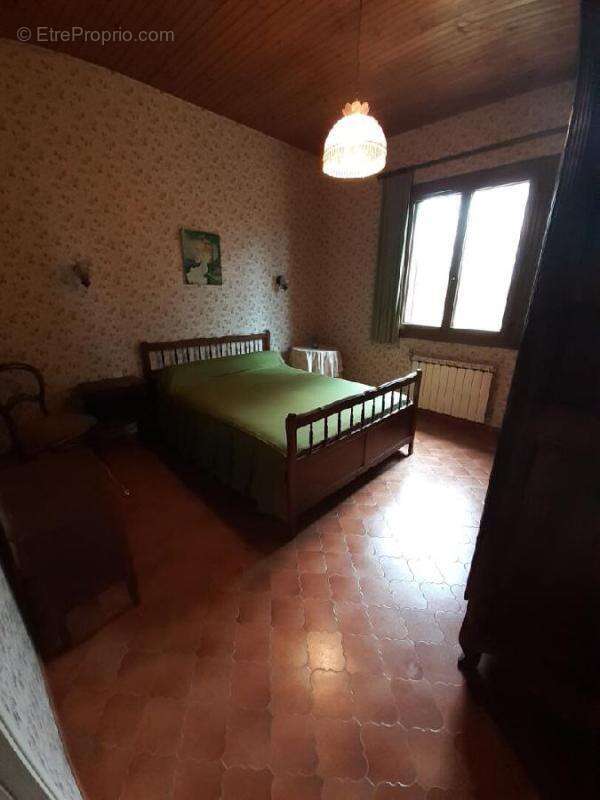 Maison 140 m² à Verneuil-Sur-Vienne  - photo 3