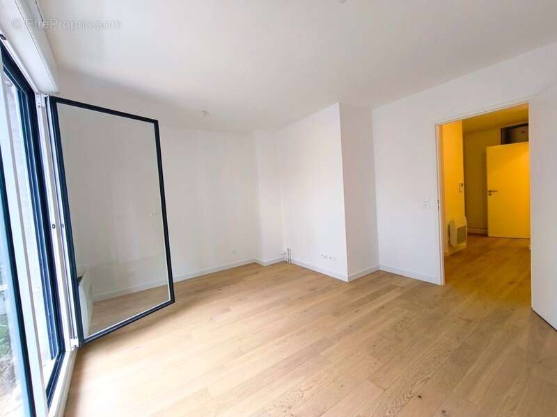 Appartement à SURESNES