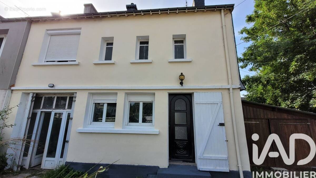 Photo 1 - Maison à ROUDOUALLEC