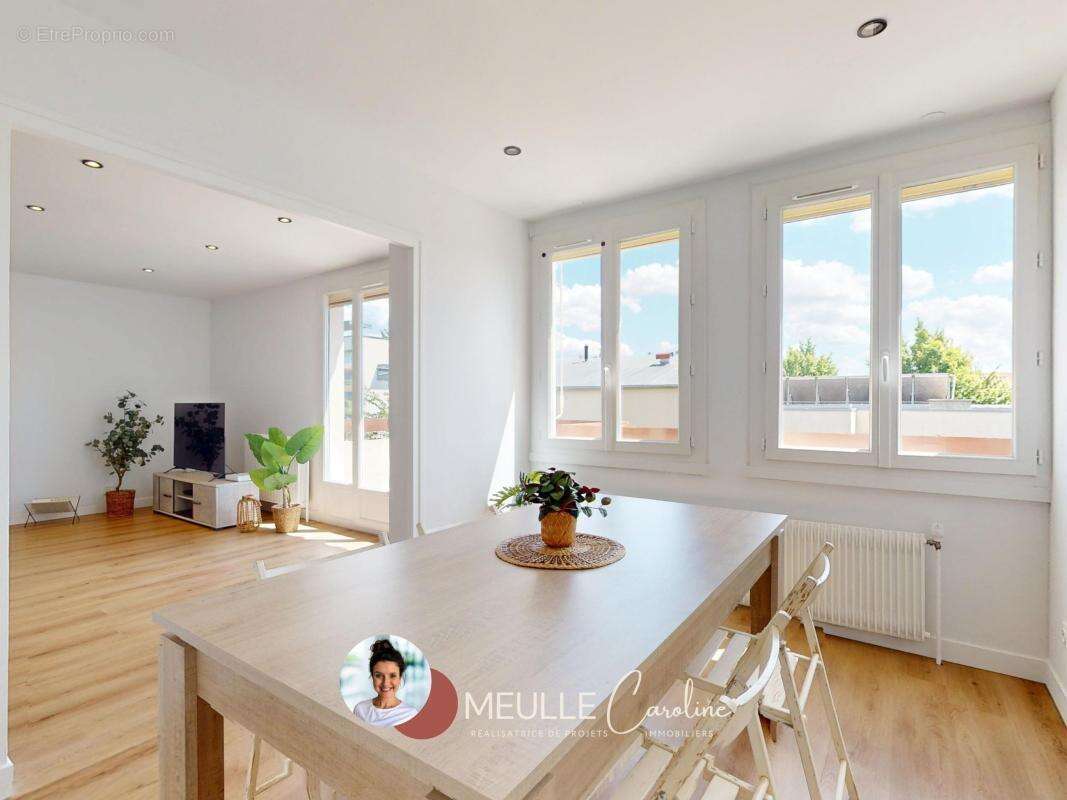 Appartement à CHAMPAGNE-AU-MONT-D'OR