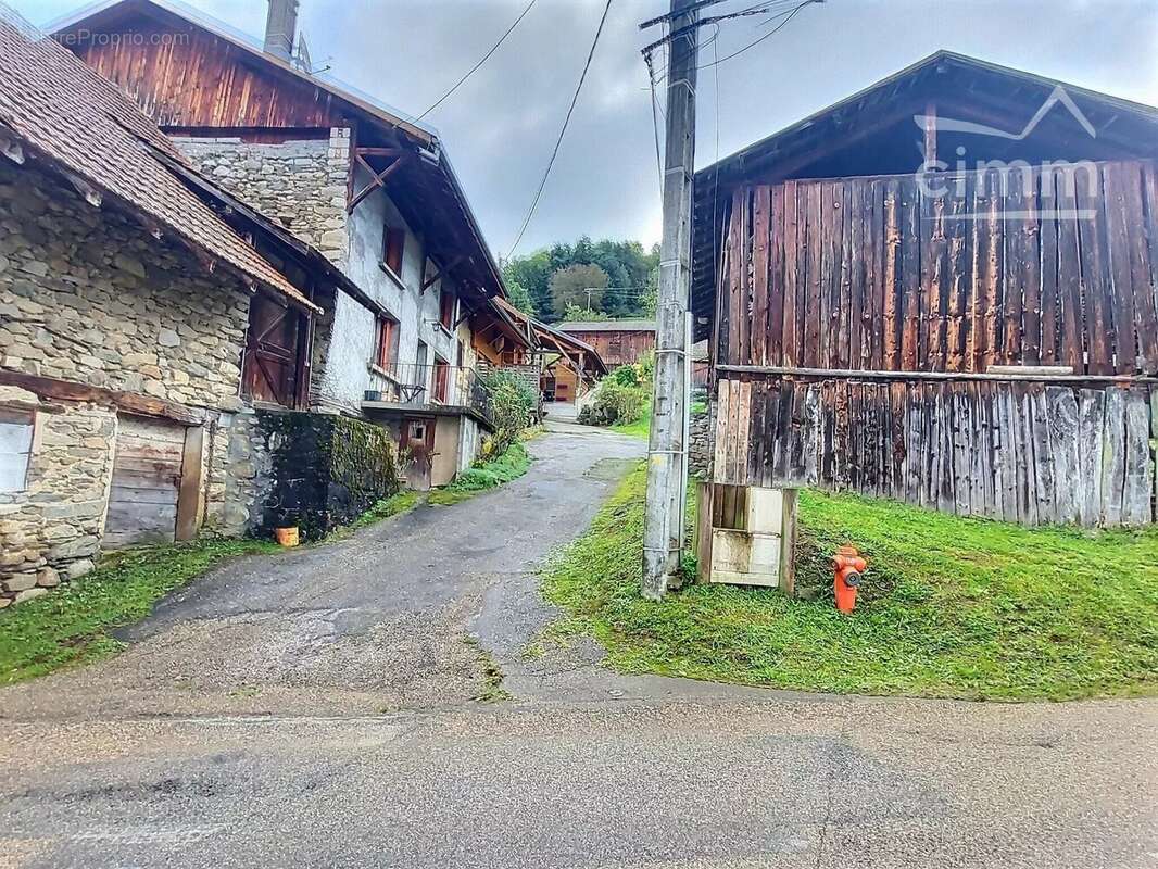 Maison à SAINT-PIERRE-D&#039;ALLEVARD