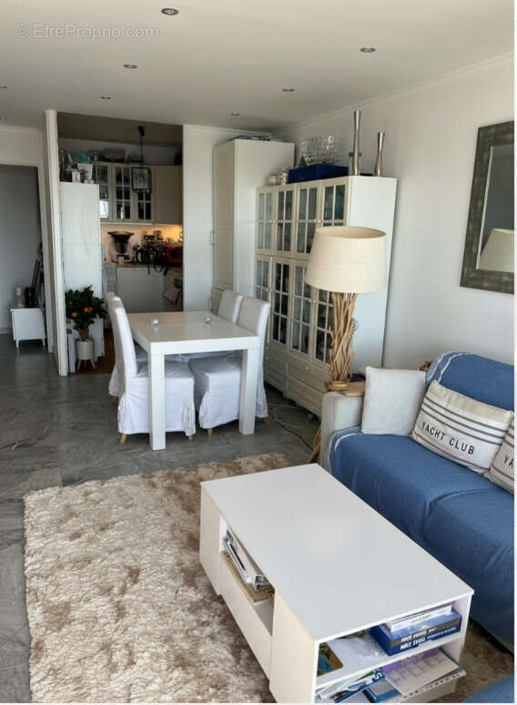 Appartement à ROQUEBRUNE-CAP-MARTIN