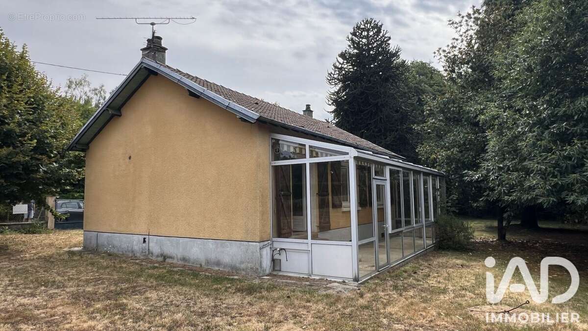Maison 61 m² à Nexon  - photo 2