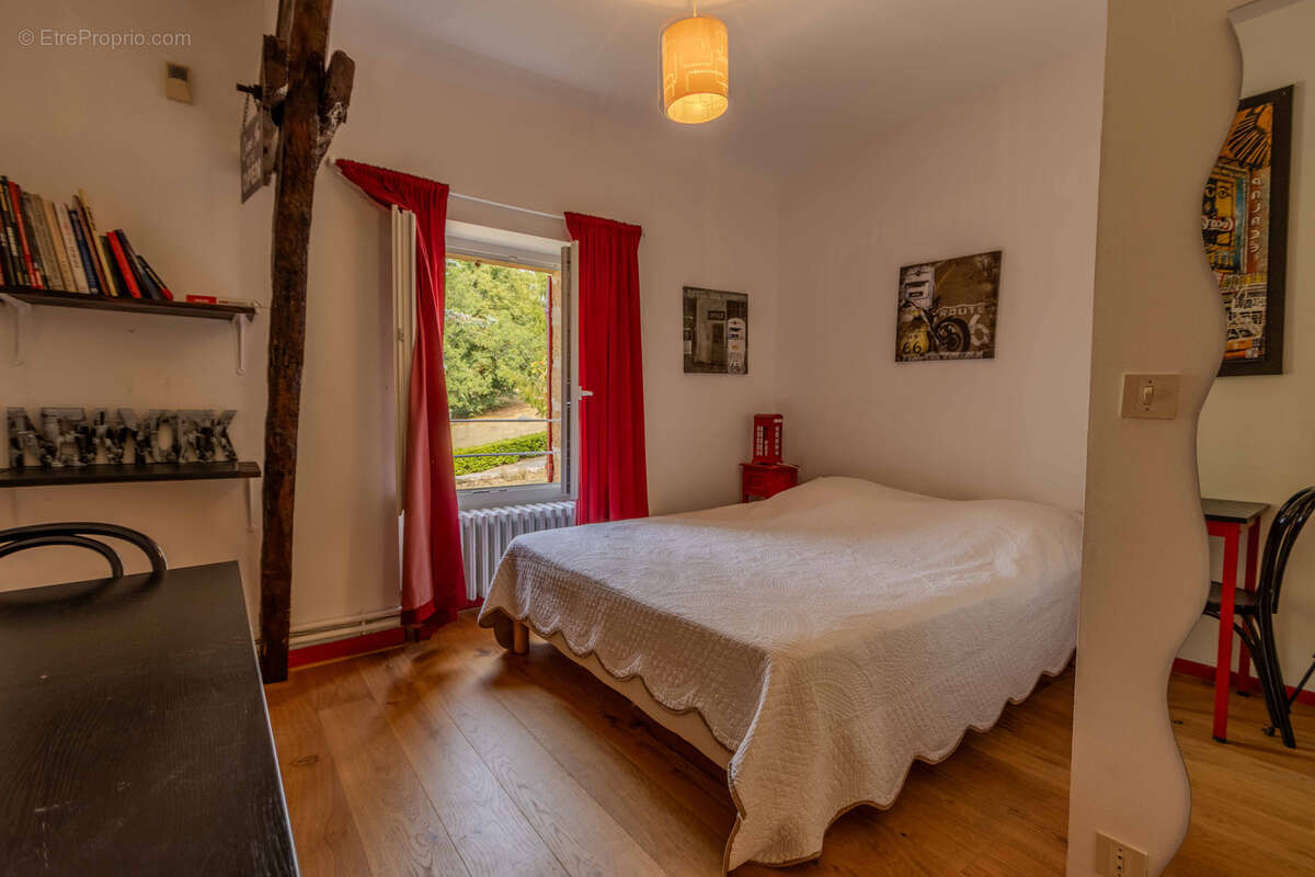 Maison à SARLAT-LA-CANEDA