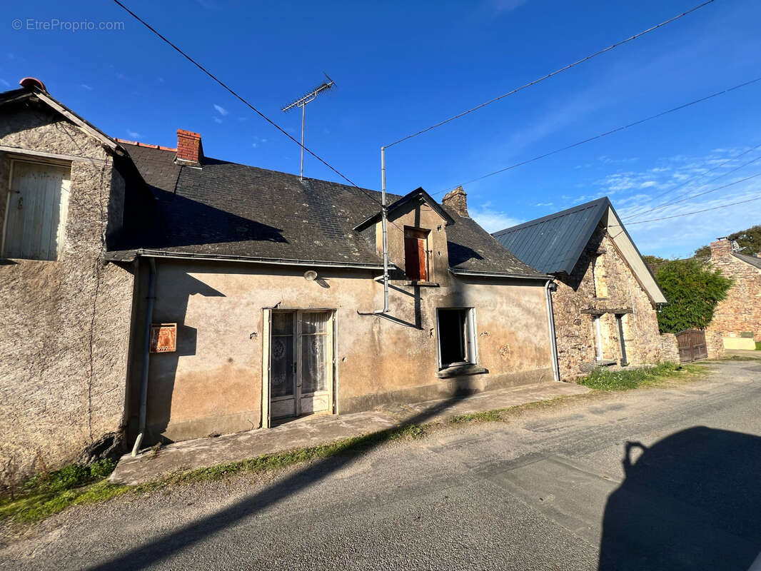 Maison à SION-LES-MINES