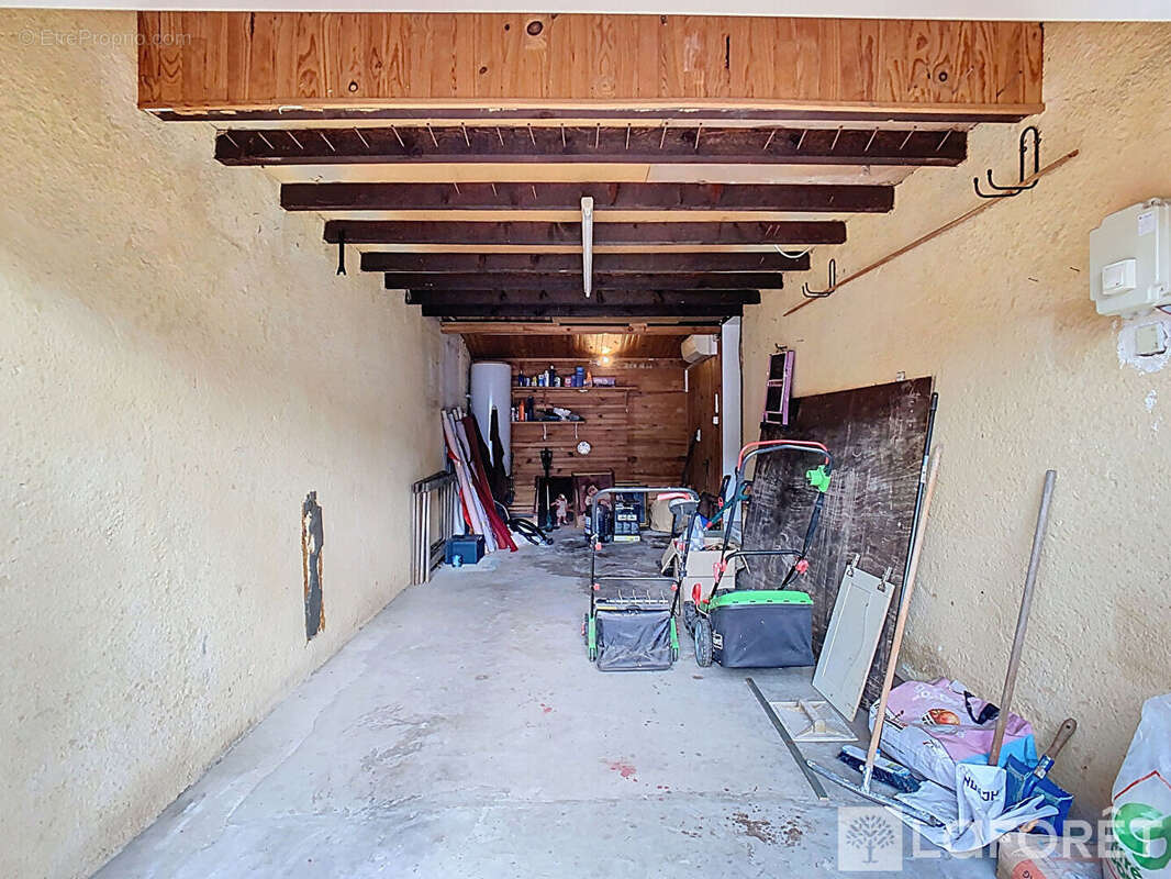 Maison à CHATEAUNEUF-LES-MARTIGUES