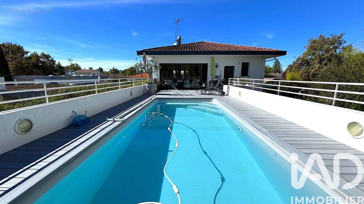 Photo 2 - Maison à GRADIGNAN