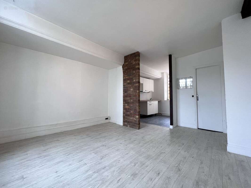 Appartement F1 hypercentre - photo 2