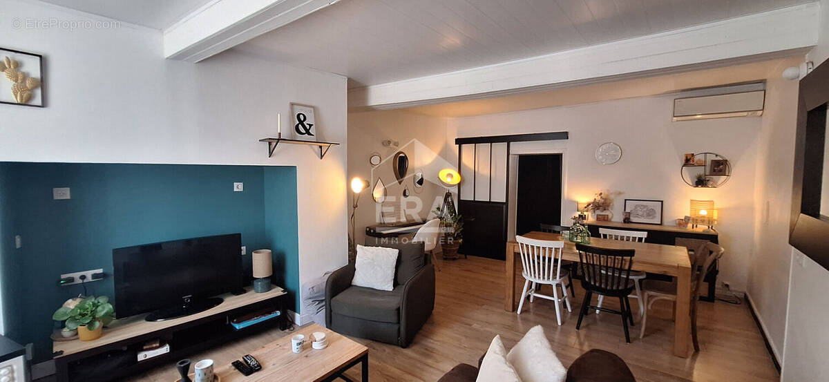 Maison à BRUGUIERES