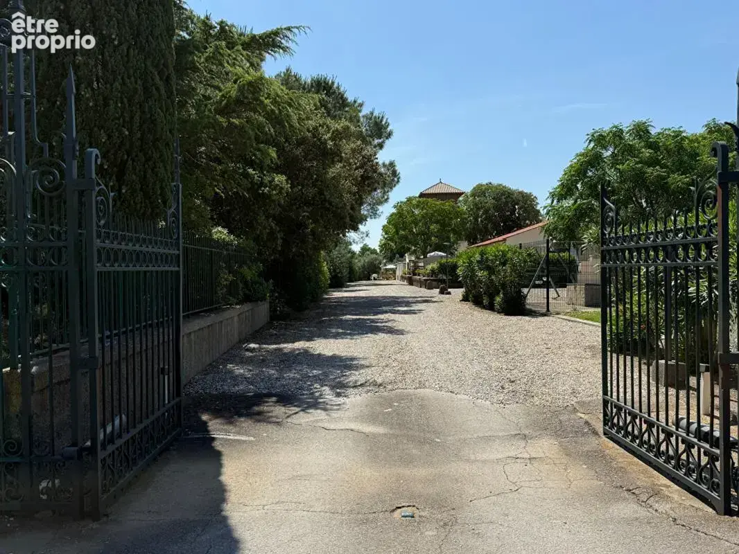 Domaine de caractère avec gîtes, chambres d'hôtes et parc de 1,7 hectare à Vias - photo 18