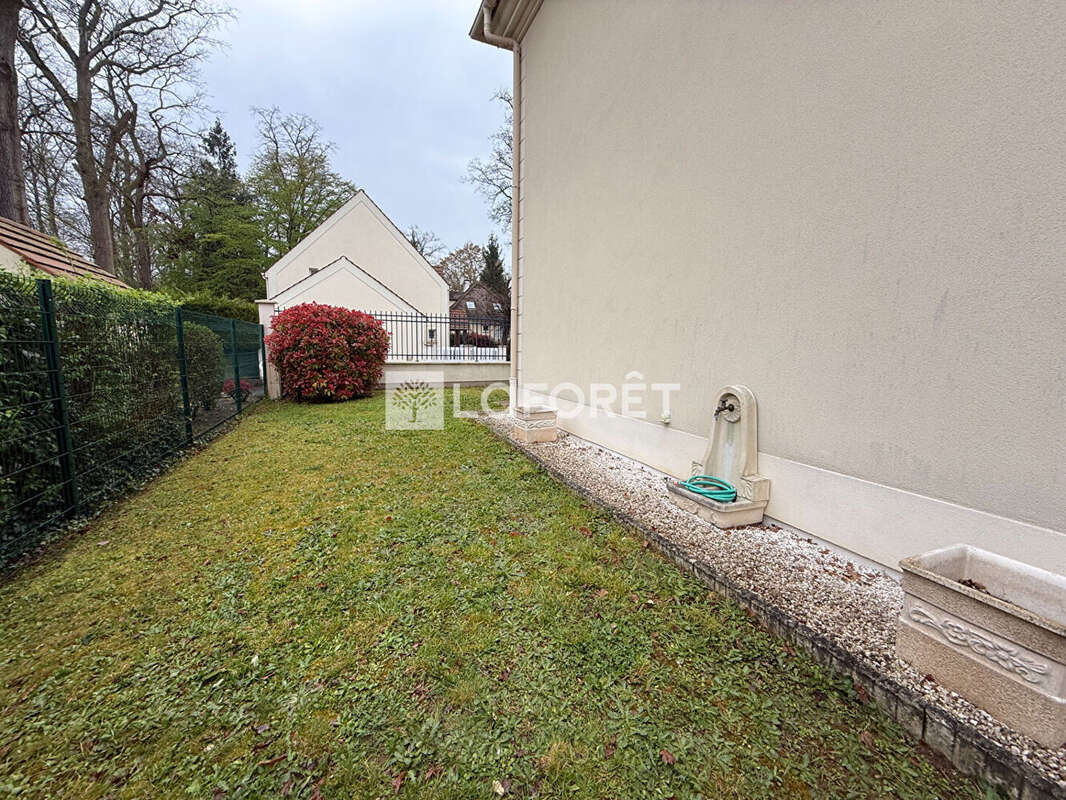 Appartement à LAMORLAYE