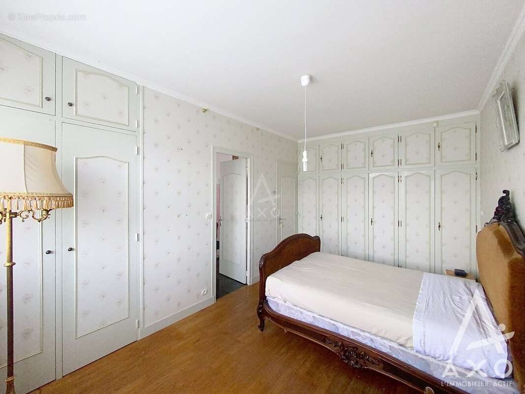 Gien Belle Demeure 6 chambres sur 3 niveaux - photo 7