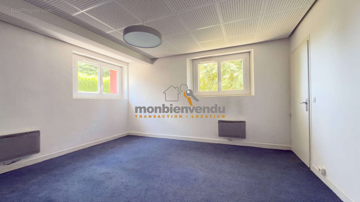 Maison 136 m² à Aurillac  - photo 9