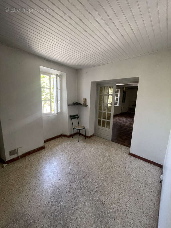 Saint-romain en viennois /maison de village 190m2 (murs commerciaux + appartement) - photo 8
