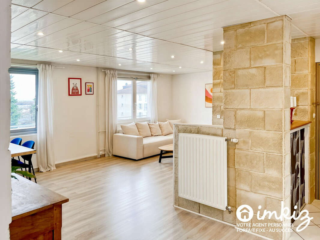 T4 de 103 m² traversant, 3 ch, sans vis-à-vis - photo 3